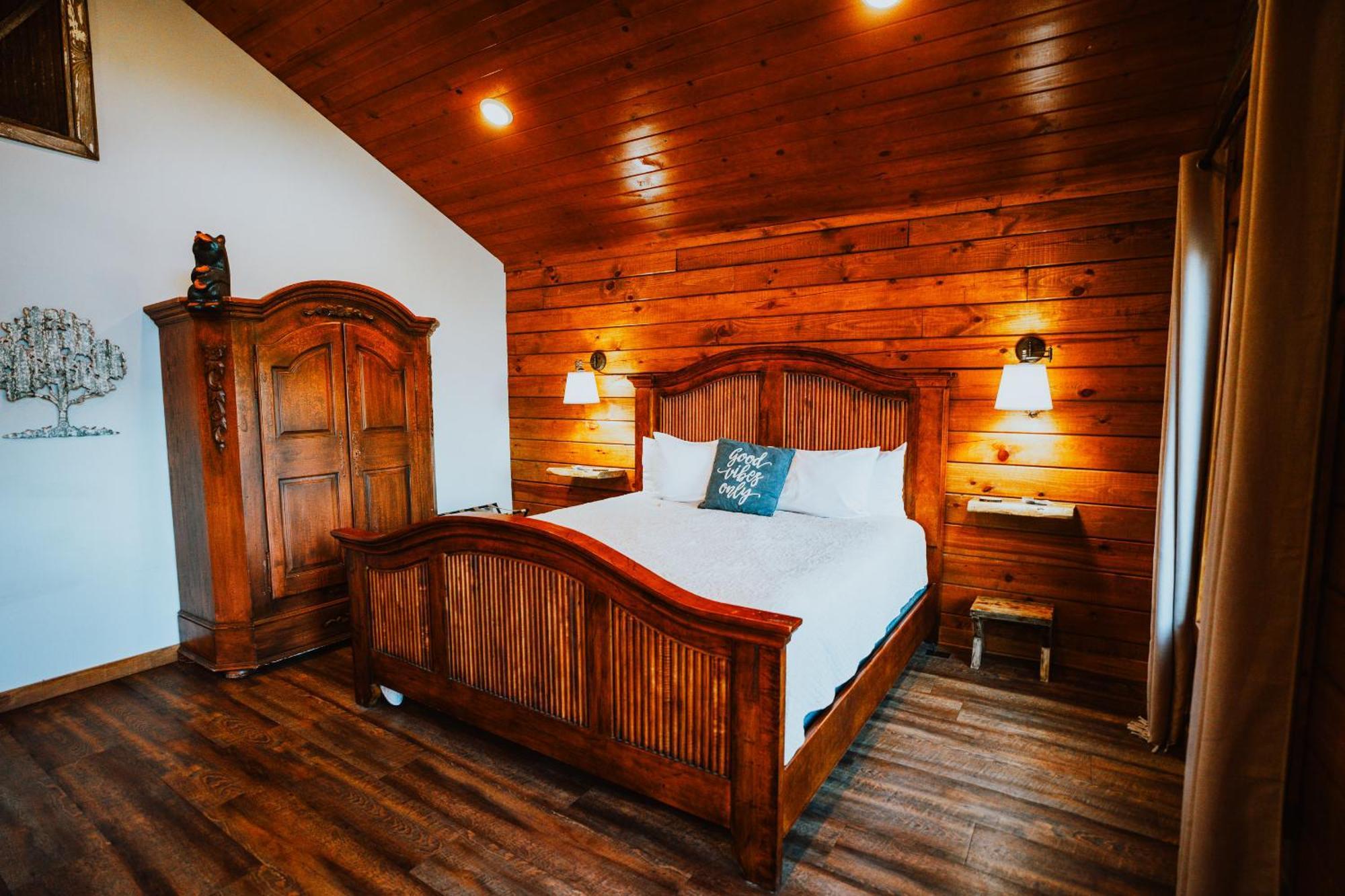 Starlight Haven Hot Springs Otel Dış mekan fotoğraf